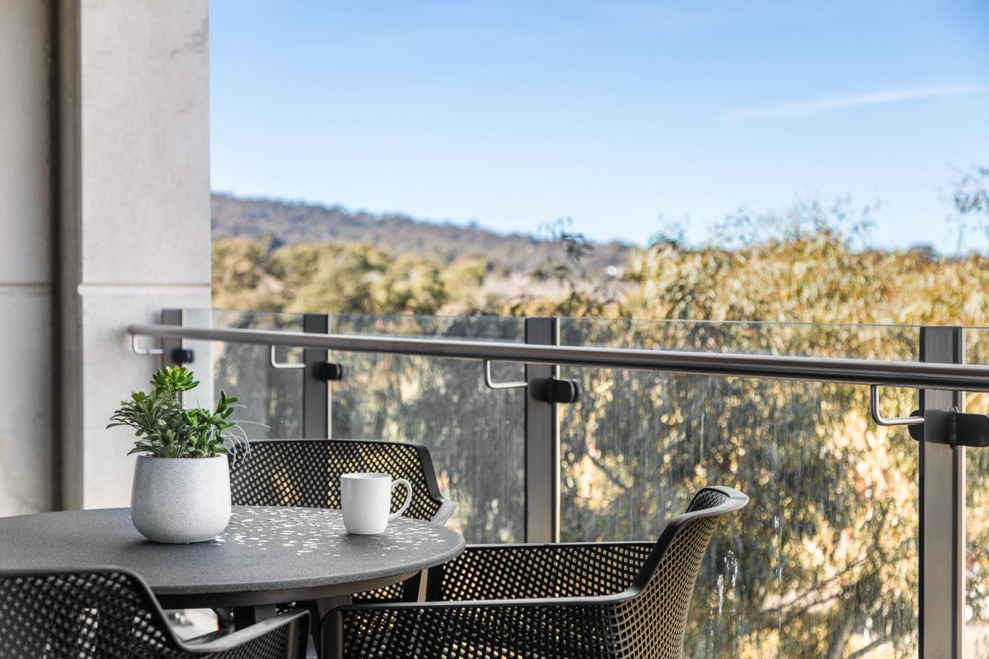 Founders Lane Apartments By Urban Rest Kanberra Dış mekan fotoğraf